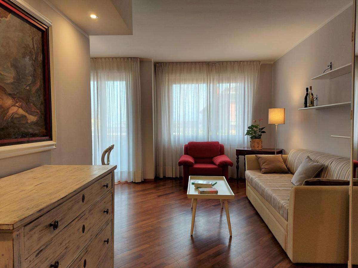 Apartamento Trilocale Ferruccio Baveno Exterior foto